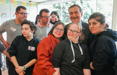 "ÖZEL BİREYLER İÇİN GELECEĞE KÖPRÜ KURUYORUZ"